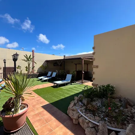 Casa Tenerife Tatil Evi *